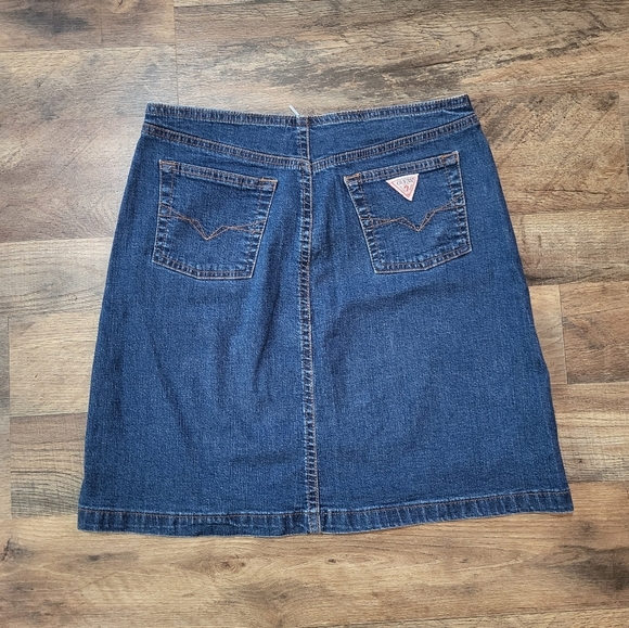 Vintage Y2K Guess Jeans Medium Wash Mini Denim Skirt W/ Lace Closure Size 16-7 - Picture 7 of 7
